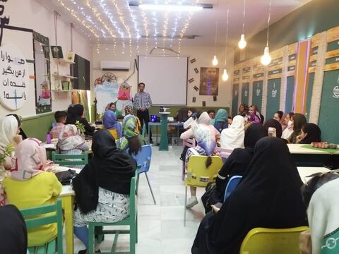 برگزاری کارگاه‌های قصه‌گویی به بهانه بیست و چهارمین جشنواره بین‌المللی قصه‌گویی در مراکز کانون استان کرمانشاه