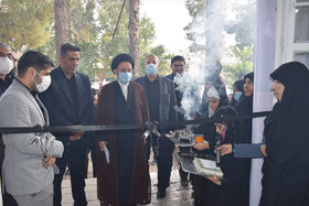 نمایشگاه «شوق حضور» در خرم آباد افتتاح شد