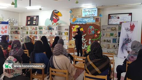نشست‌های تخصصی قصه‌گویی در مرکز مجتمع کانون استان آذربایجان شرقی