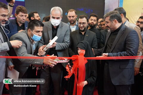 گشایش هشتمین نمایشگاه نوشت‌افزار ایرانی اسلامی