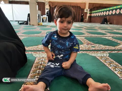 حضور پررنگ کودکان در آیین عبادی سیاسی جمعه بوشهر در هفته دولت