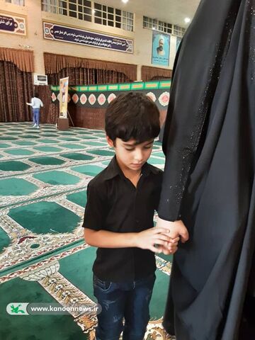 حضور پررنگ کودکان در آیین عبادی سیاسی جمعه بوشهر در هفته دولت