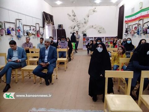 آیین افتتاح سومین کتاب‌خانه سیار روستایی کانون در شهرستان بیرجند با حضور مسئولان به روایت تصویر