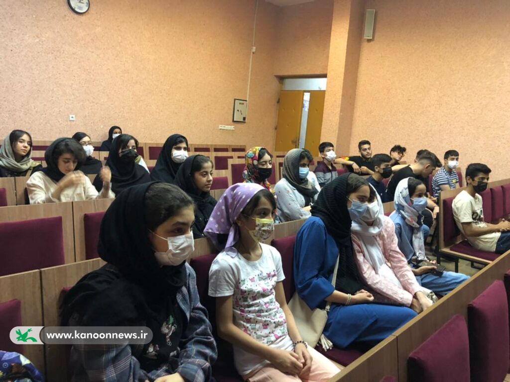 بیستوششمین نشست انجمن عکاسان نوجوان کانون گلستان