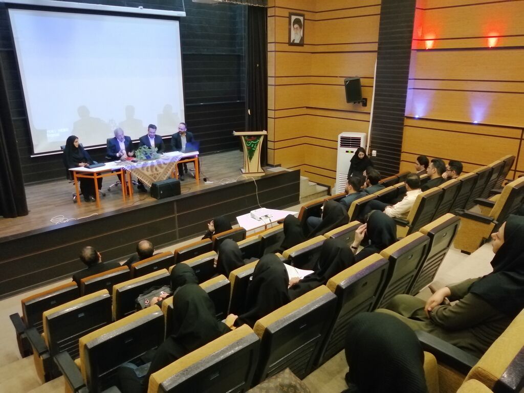 افتتاح مرکز جدید و امضای چند تفاهمنامه؛ رهآورد سفر رئیس کانونزبان ایران به کرمانشاه/ عزم جدّی برای توسعه مراکز کانونزبان