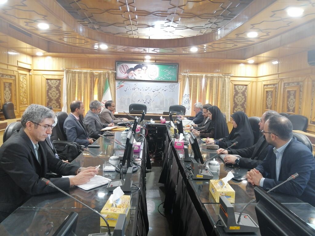 افتتاح مرکز جدید و امضای چند تفاهمنامه؛ رهآورد سفر رئیس کانونزبان ایران به کرمانشاه/ عزم جدّی برای توسعه مراکز کانونزبان