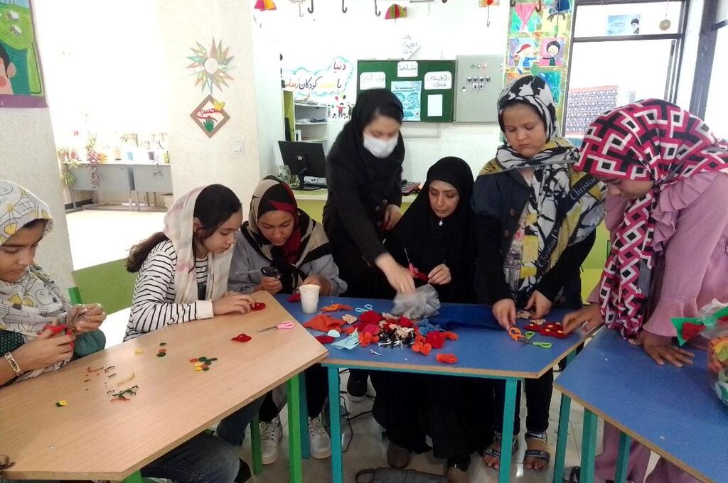 هدیه ای برای خادمان کوچک اربعین