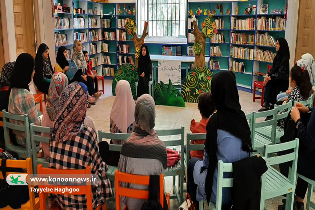 "دورهمی با قصه "