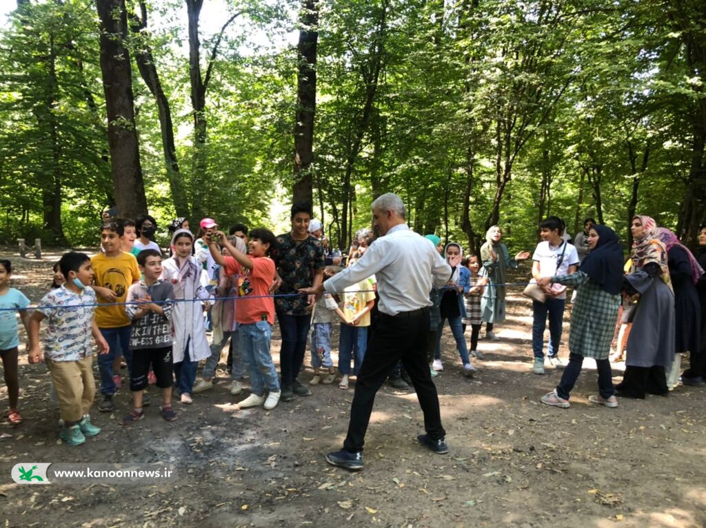 بازدید علمی اعضای مرکز شماره دوگنبدکاووس از موزه حیات وحش جنگل گلستان