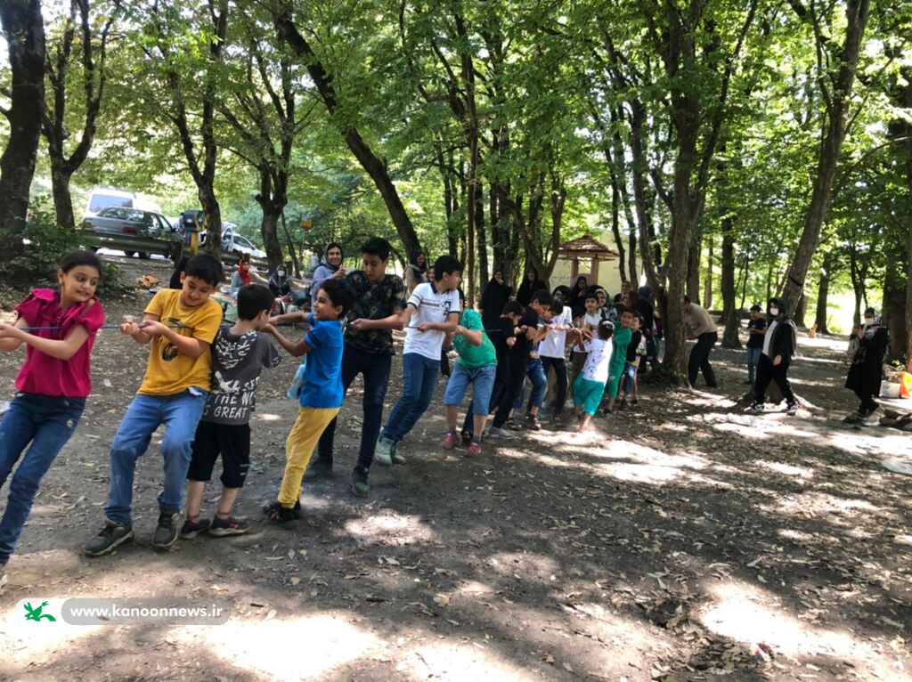 بازدید علمی اعضای مرکز شماره دوگنبدکاووس از موزه حیات وحش جنگل گلستان