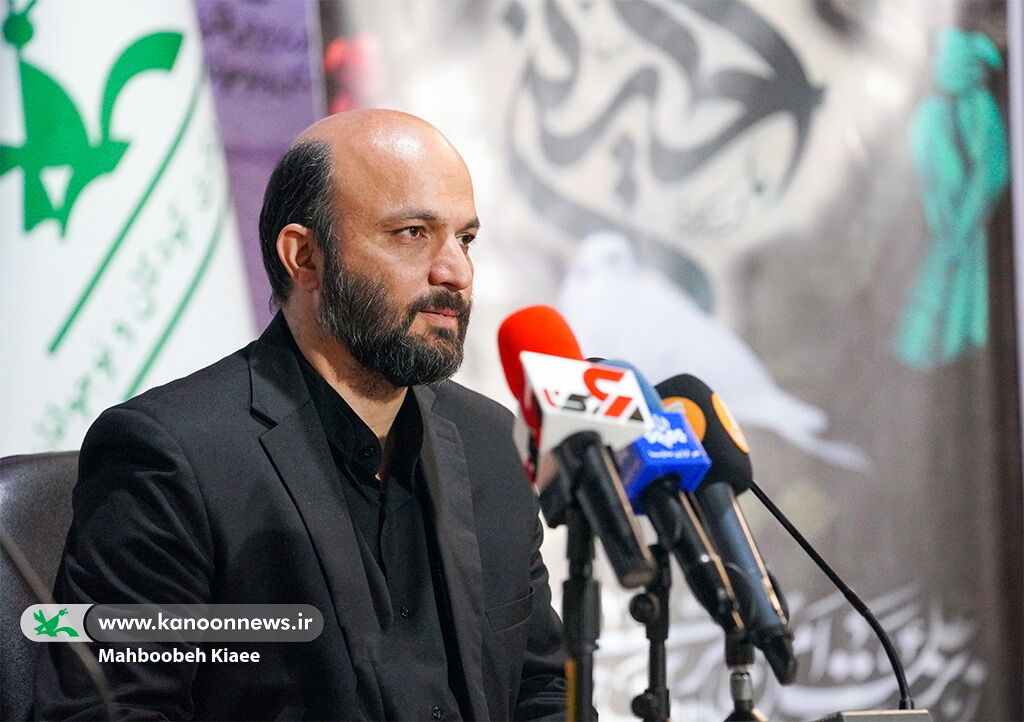 نشست خبری عرضه مستقیم نوشتافزار ایرانی برگزار شد