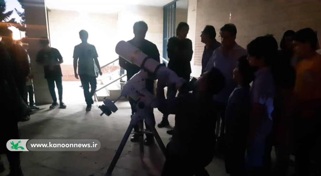 ویژه برنامههای رصدی در مرکز علوم و نجوم زنجان