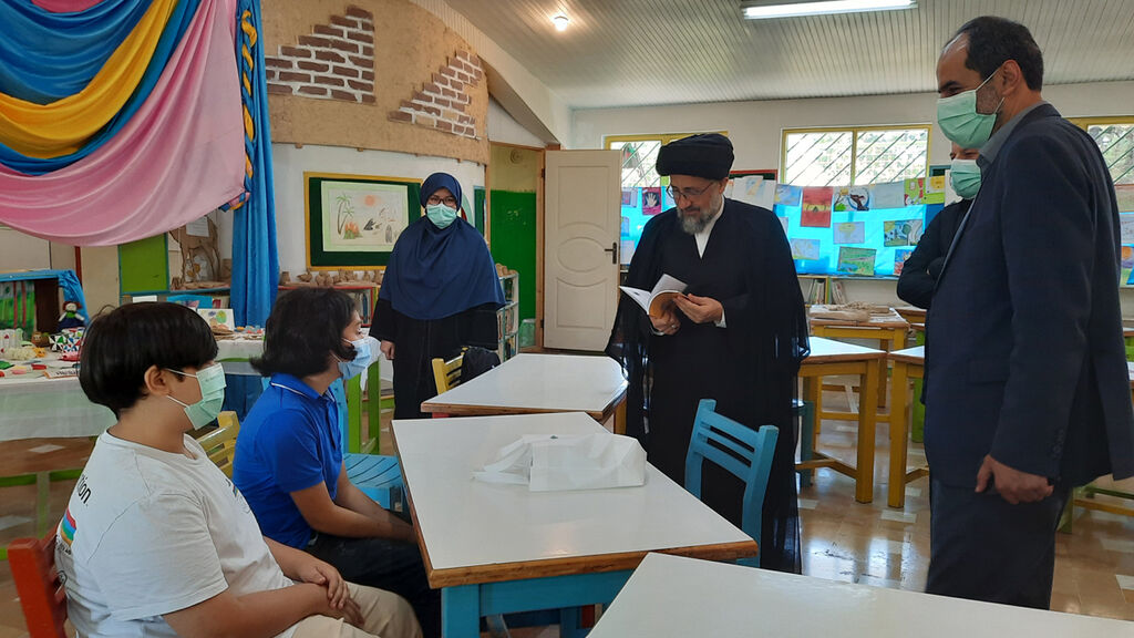 بازید امام جمعه و فرماندار تنکابن از کانون ظرفیتهای کانون پرورش فکری توسعه یابد