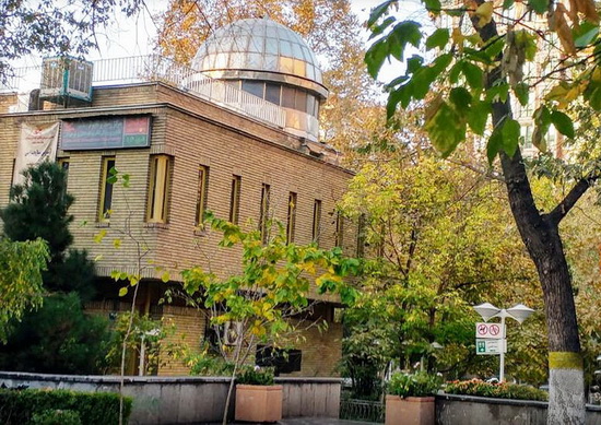بازدید سرپرست کانون استان تهران از رصدخانه‌ی زعفرانیه