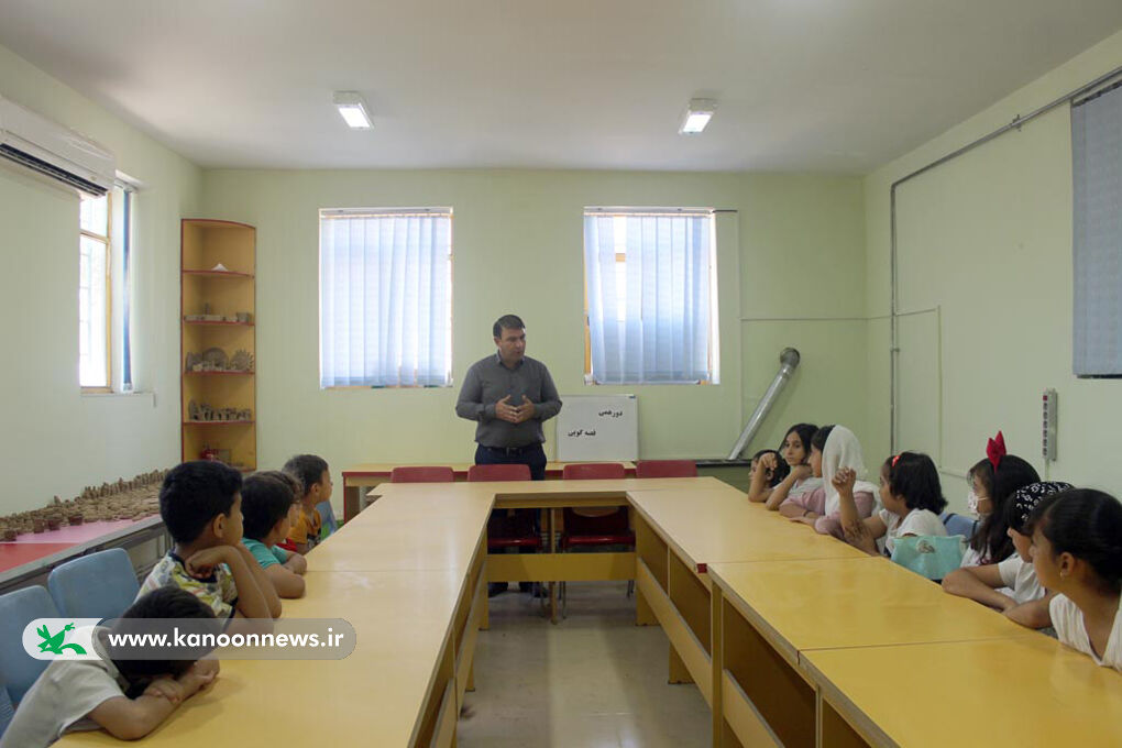 دورهمی های قصه گویی در مراکز کانون استان اردبیل برگزار می شود