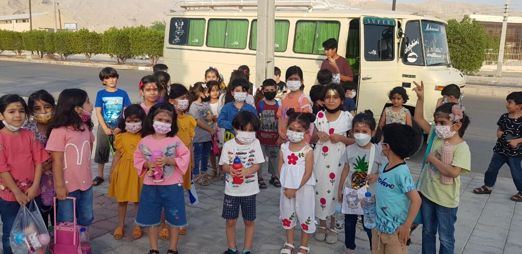 اعضای کانون پرورش فکری بستک به اردو تابستانه رفتند