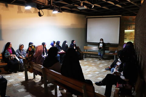 بورسیه نویسندگی تهران به روایت دختران (1).JPG