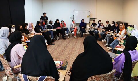 بورسیه نویسندگی تهران به روایت دختران (6).JPG