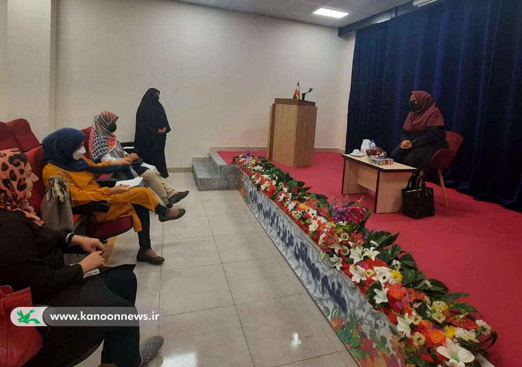 برگزاری کارگاه آموزش اصول و فنون قصه گویی برای مادران بوشهری