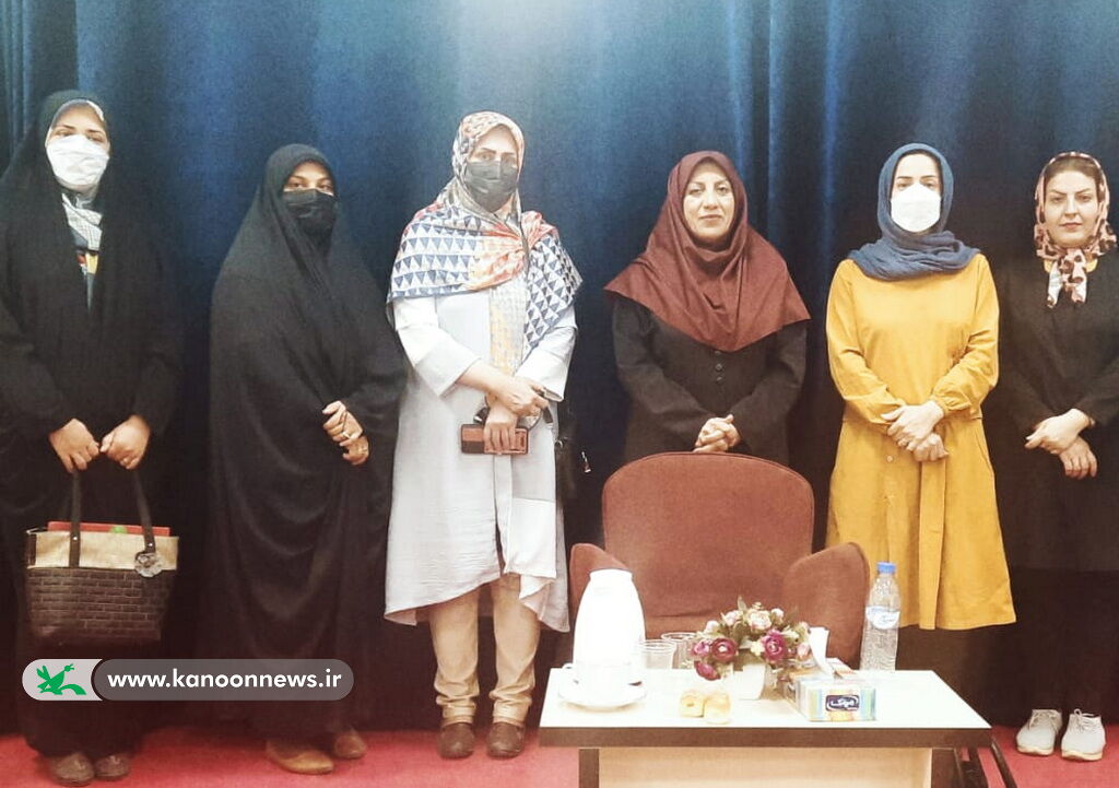 برگزاری کارگاه آموزش اصول و فنون قصه گویی برای مادران بوشهری