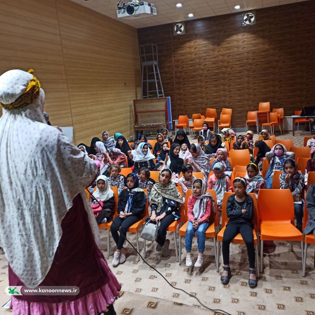 مرکز فرهنگی هنری و فراگیر قاین جشن قصه‌گویی را برگزار کرد