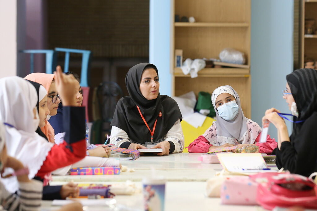 امید به کشف و پرورش استعدادهای نوجوانان نوقلم در رویداد «تهران به روایت دختران»