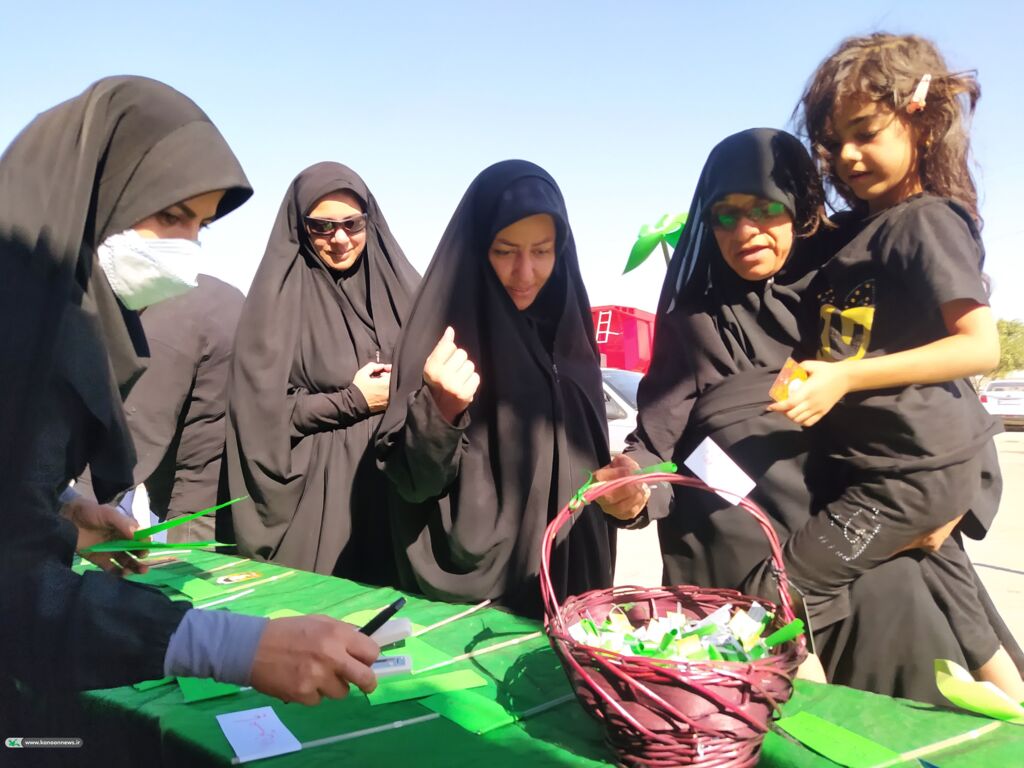 حضور فعال و خدمات رسانی فرهنگی مربیان کانون در موکب علیبن موسیالرضا علیهالسلام
