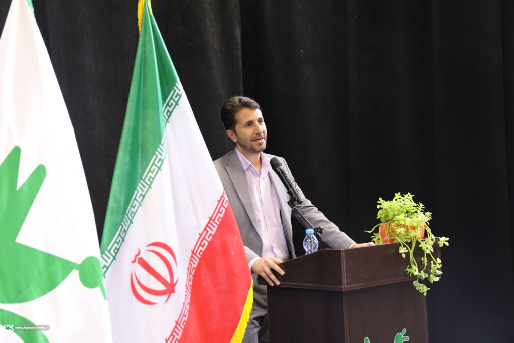 هدیه ۲۵میلیارد ریالی مقام معظم رهبری برای ساخت آسماننما به کودکان خراسانشمالی