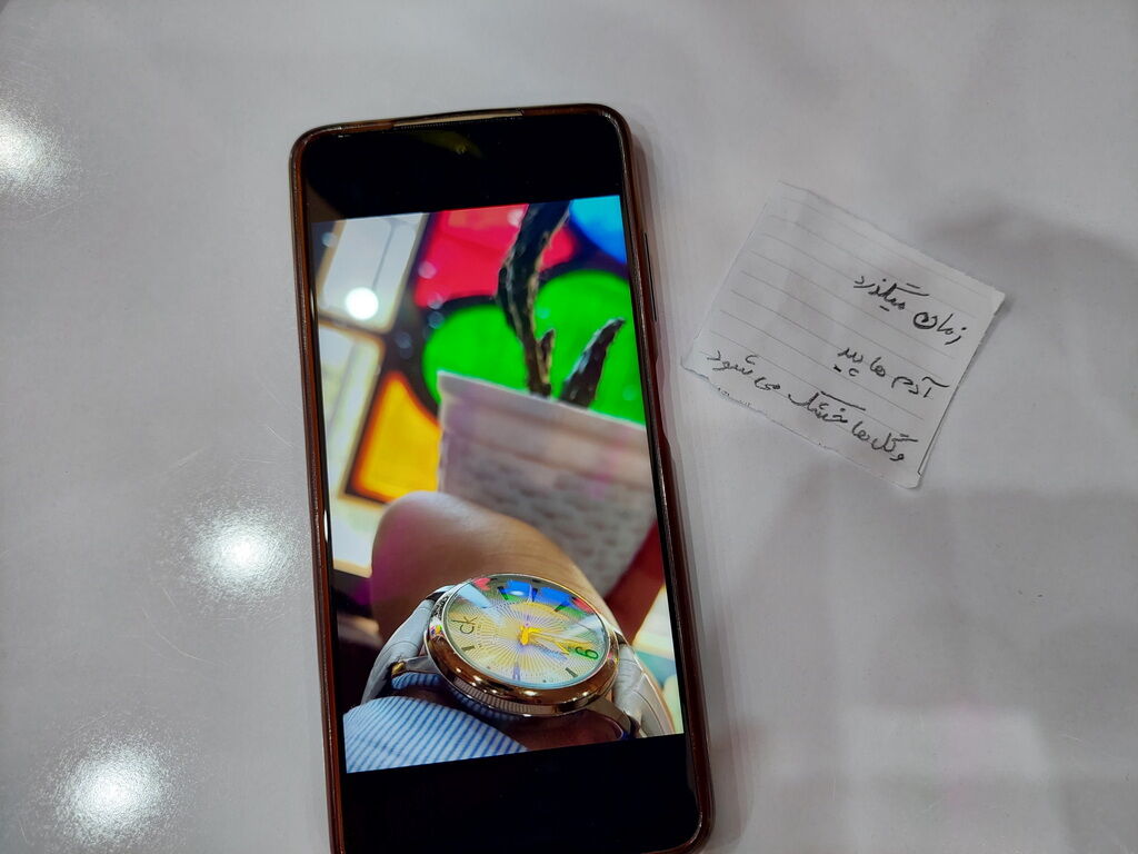 تمرین کپشن نویسی در انجمن عکاسان نوجوان استان بوشهر