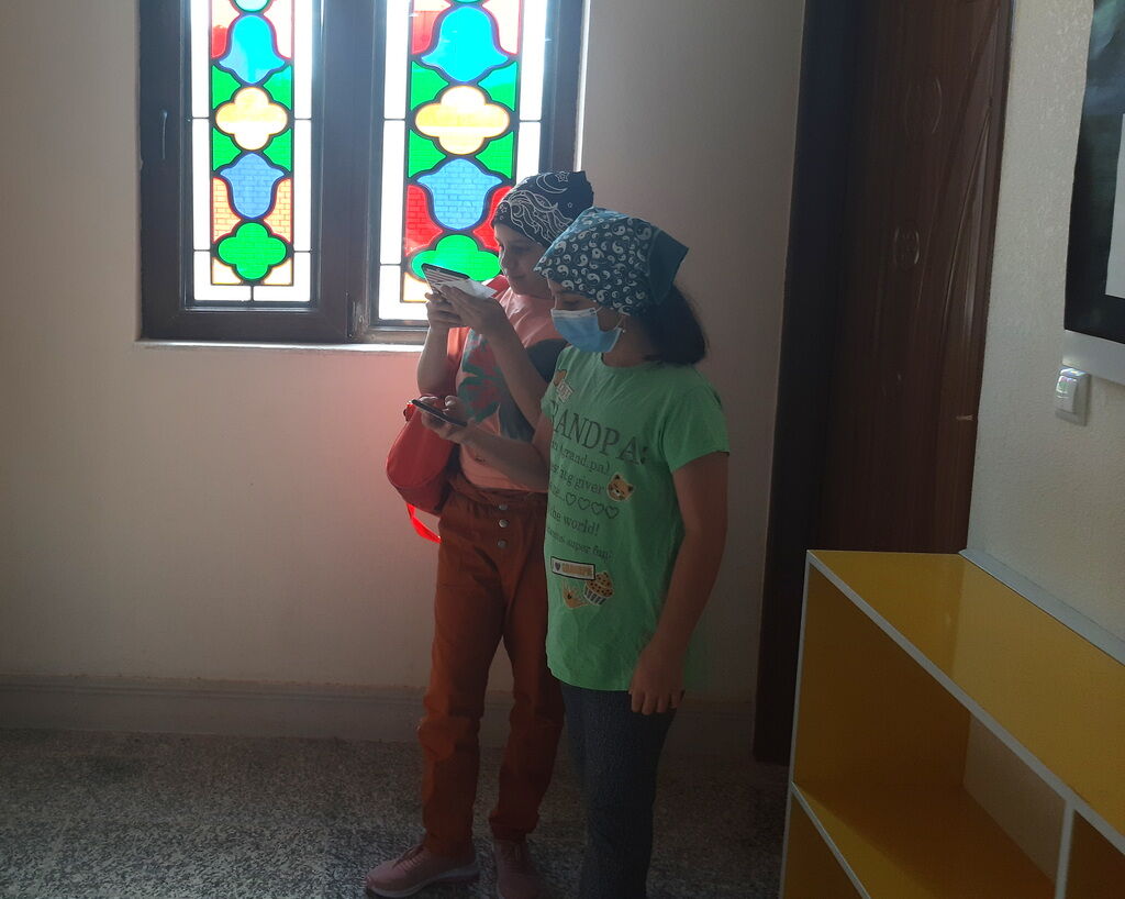 تمرین کپشن نویسی در انجمن عکاسان نوجوان استان بوشهر