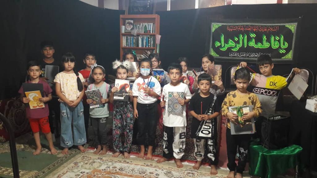 حضور کتابخانه سیار و اجرای فعالیتهای فرهنگی، هنری در «اردوگاه امام علی(ع)»