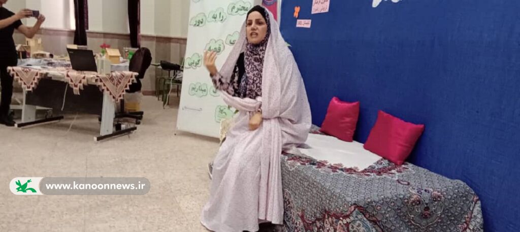 دورهمی قصهگویی با حضور قصه گویان هیدج استان زنجان