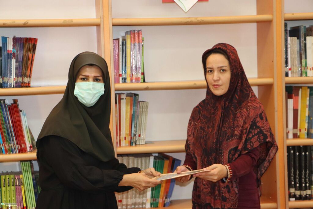 دومین نشست فصلی مربیان و رابطان ادبی و هنری کانون گلستان