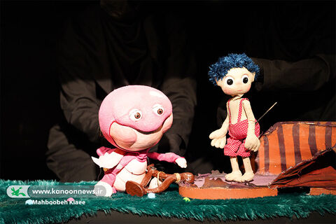 اجرای نمایش عروسکی «ریزجان»  در مرکز تئاتر کانون