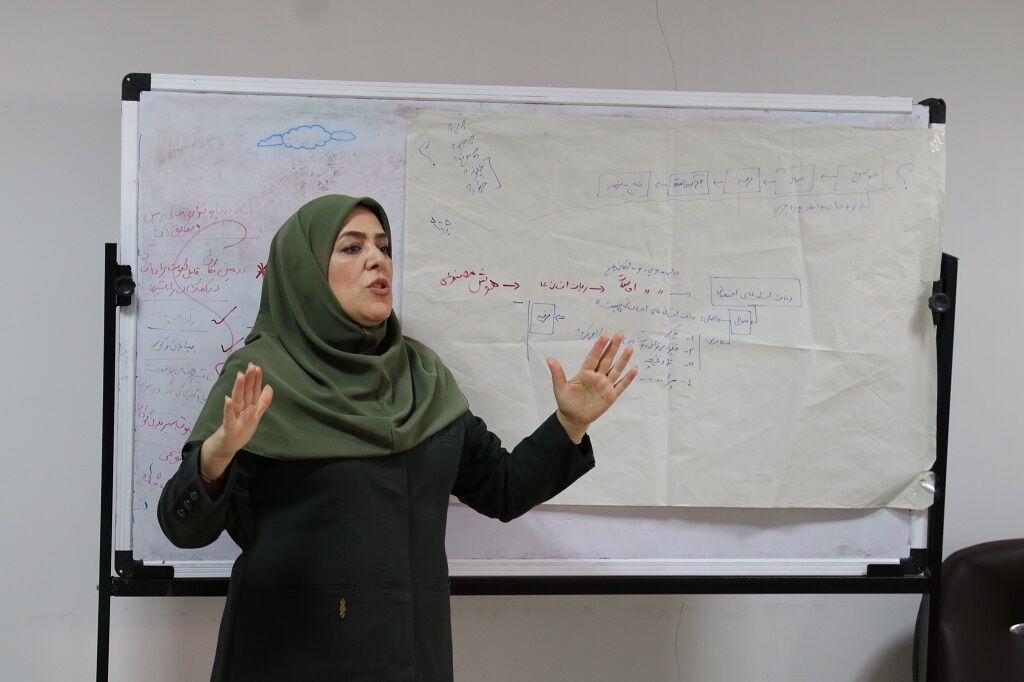 نشست آموزشی انجمن پژوهشگران کانون مازندران برگزار شد