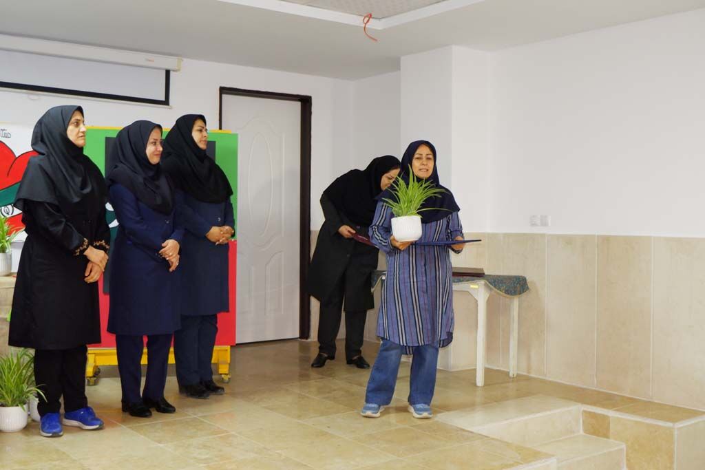 تمام روزها و لحظهها باید قدردان فداکاریهای ایثارگران باشیم