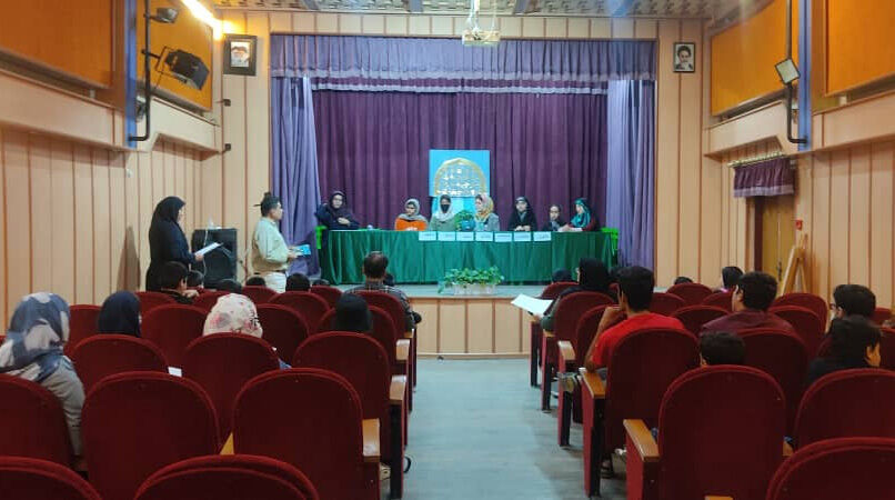 تجهیز مراکز کانون به منابع مطالعاتی و نوسازی کتابهای مورد علاقه کودکان و نوجوانان