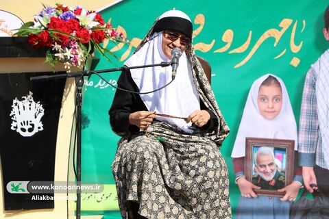 حضور کانون کرمان در جشن شکوفهها