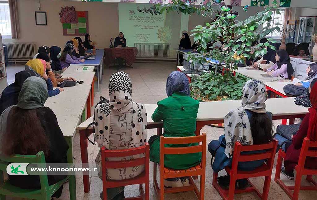 روز ملی شعر و ادب فارسی در مراکز کانون استان اردبیل گرامی داشته شد
