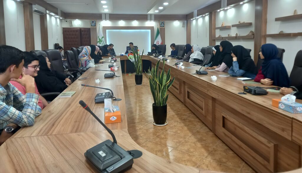 رمان کوه مرگی نقد و بررسی شد