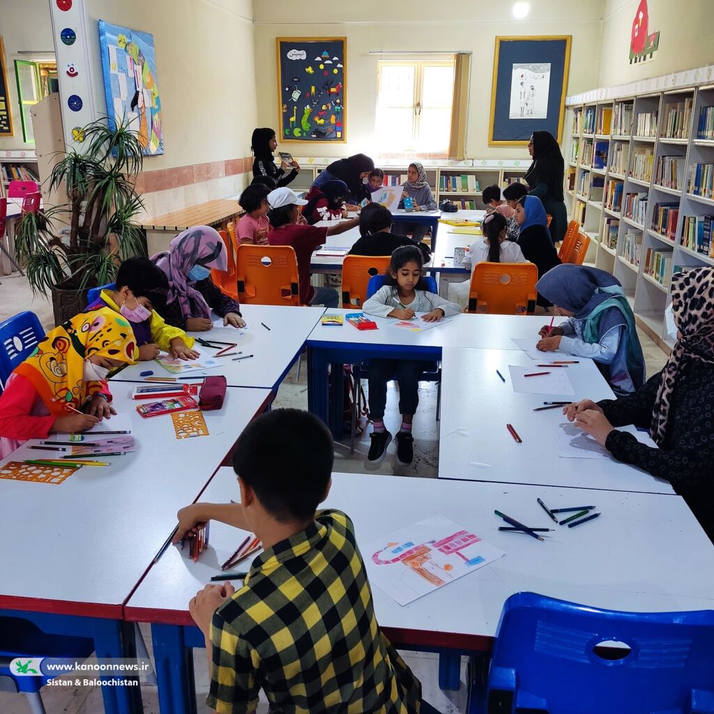 آشنایی اعضای مرکز فرهنگیهنری شماره چهار زاهدان با راههای ایمنی در برابر حوادث