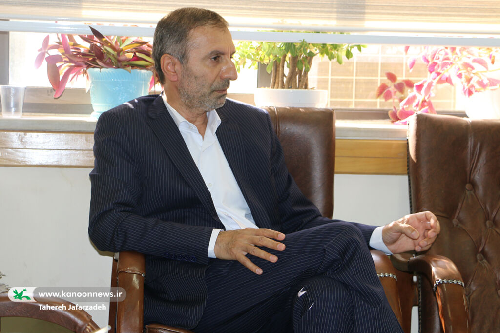 دیدار مدیرکل کانون سمنان با مدیرانکل استانداری