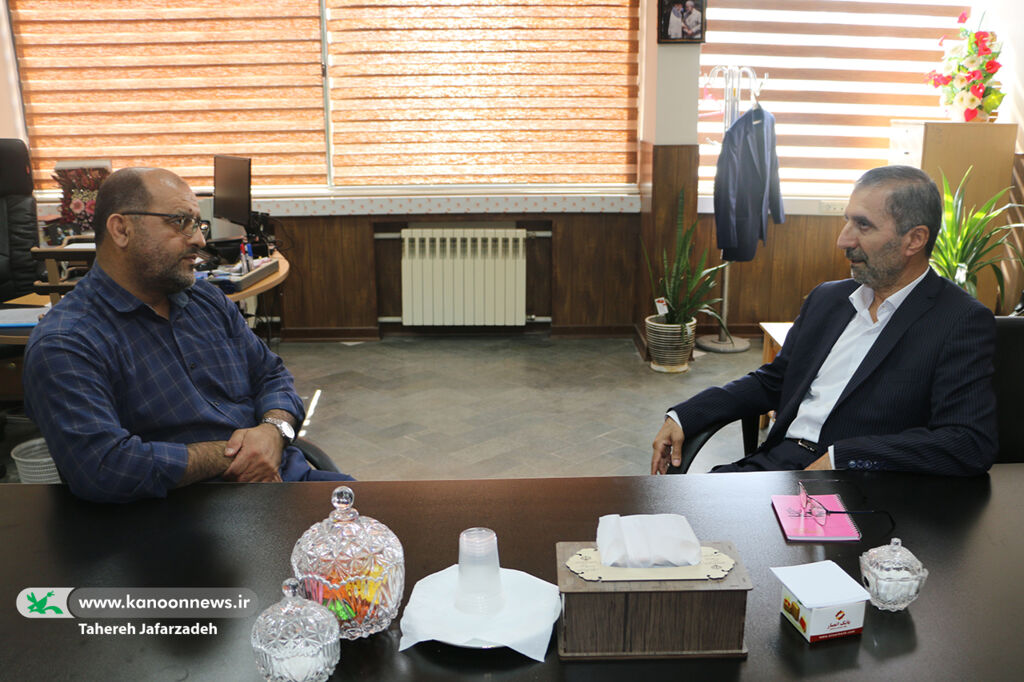 دیدار مدیرکل کانون سمنان با مدیرانکل استانداری