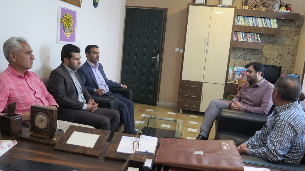 دو نشست استانی برای توسعه مراکز کانون استان قزوین