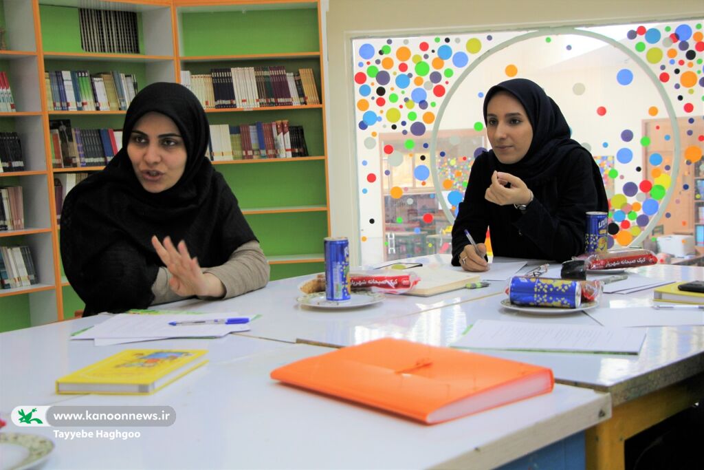 نشست فصلی واحد آفرینشهای ادبی استان قم برگزار شد