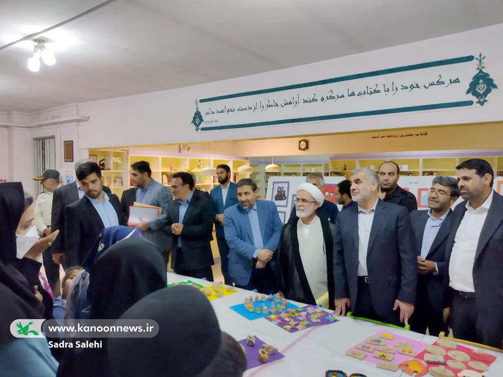 بازدید نایب رییس مجلس شورای اسلامی از تنها کتابخانه کانون در بروجن