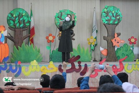 نواختن زنگ کودکی در مراکز فرهنگی هنری کانون اهواز