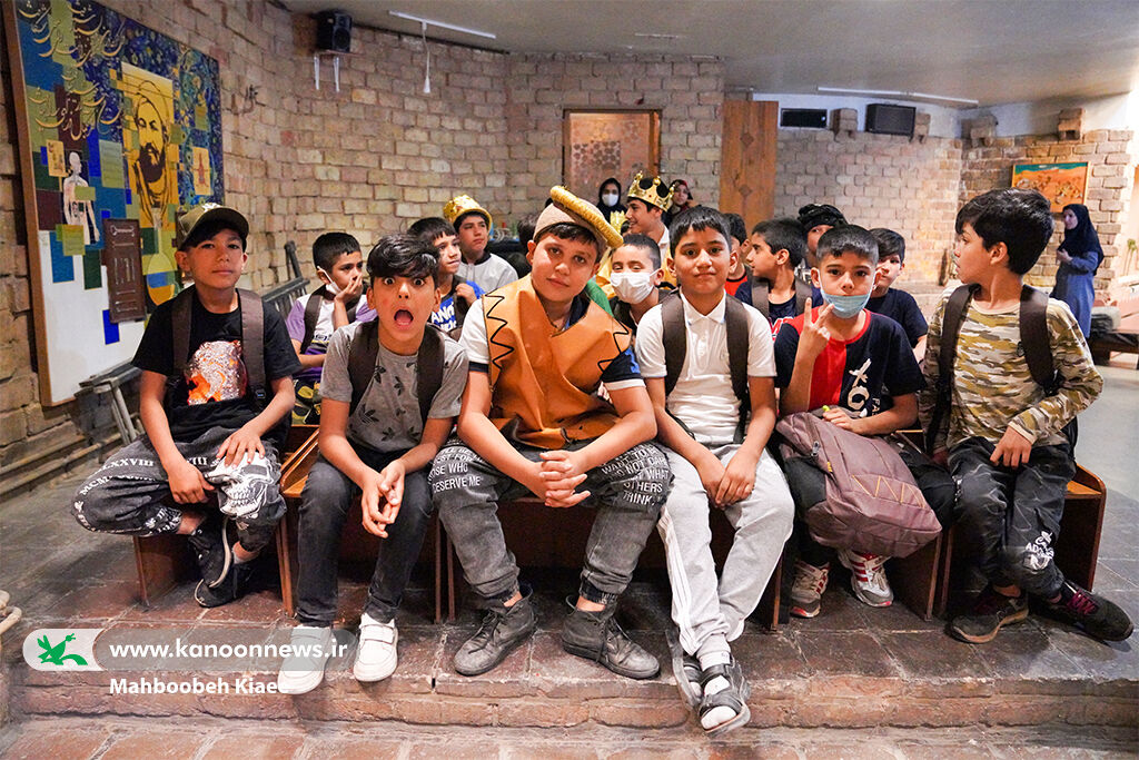 کودکان کار میهمان موزه تاریخ کانون شدند