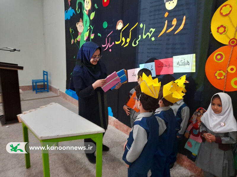 برگزاری برنامه‌های متنوع هفته ملی کودک در مراکز کانون استان اردبیل و زنجان 