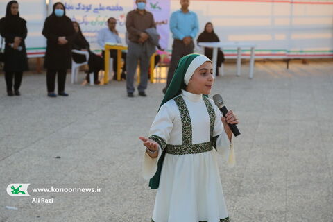 پرواز بابادک های شادی و امید در آسمان بوشهر 1